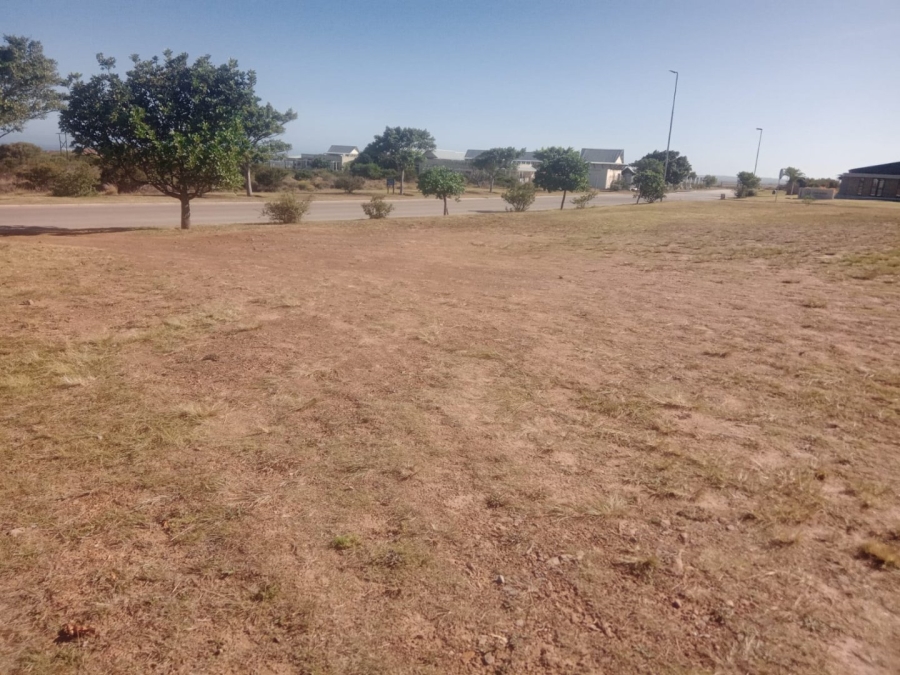  Bedroom Property for Sale in Wavecrest Eastern Cape
